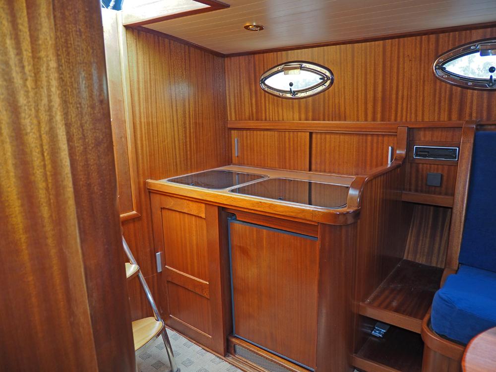 Fore ship, Accommodation